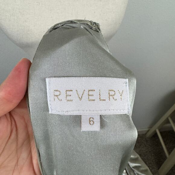 Revelry Dylan Velvet Dress 6 Silver Sage Gown Formal Sleeveless - Picture 5 of 8